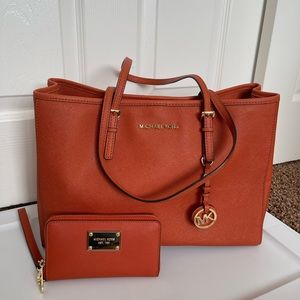 Michael Kors tote with wallet